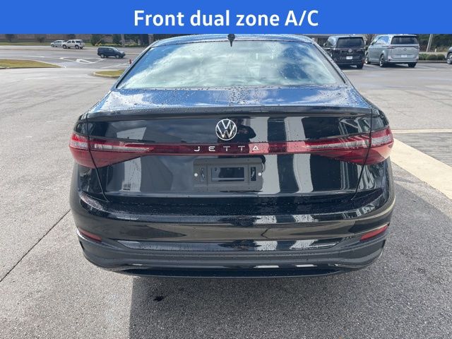 2026 Volkswagen Jetta 1.5T Sport photo 4