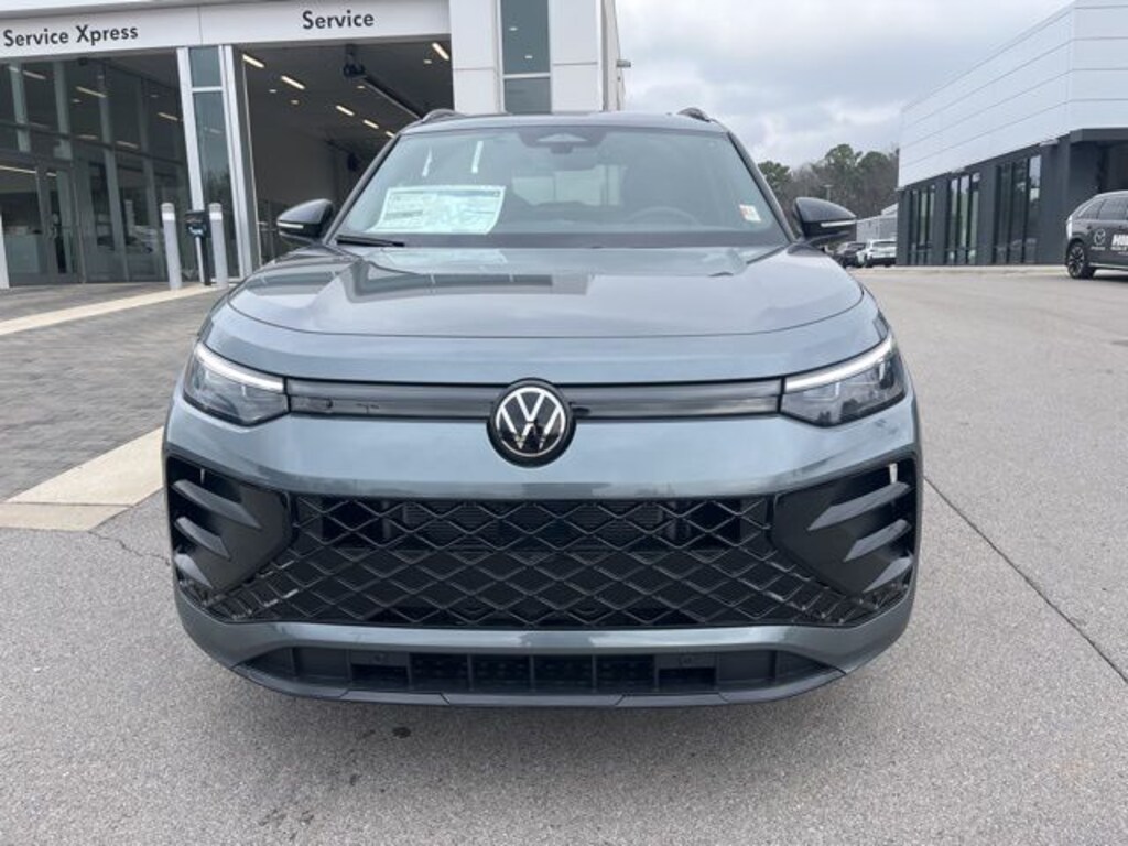 New 2026 Volkswagen Tiguan 2.0T SE R-Line Black SUV