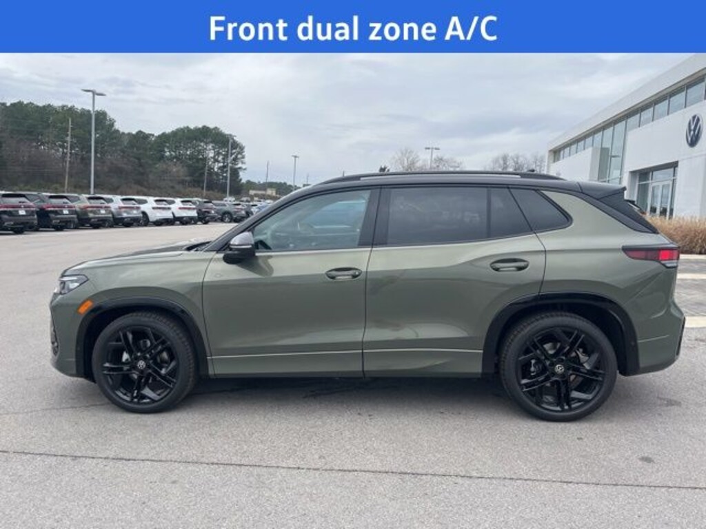 New 2026 Volkswagen Tiguan 2.0T SE R-Line Black SUV