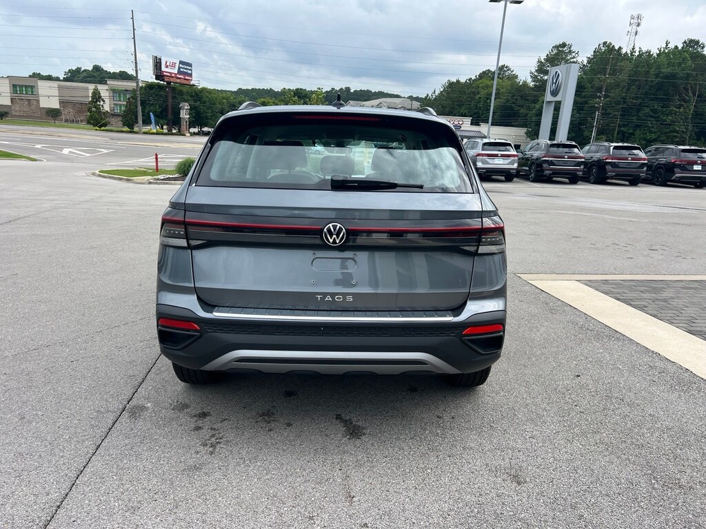 New 2026 Volkswagen Taos 1.5T S SUV