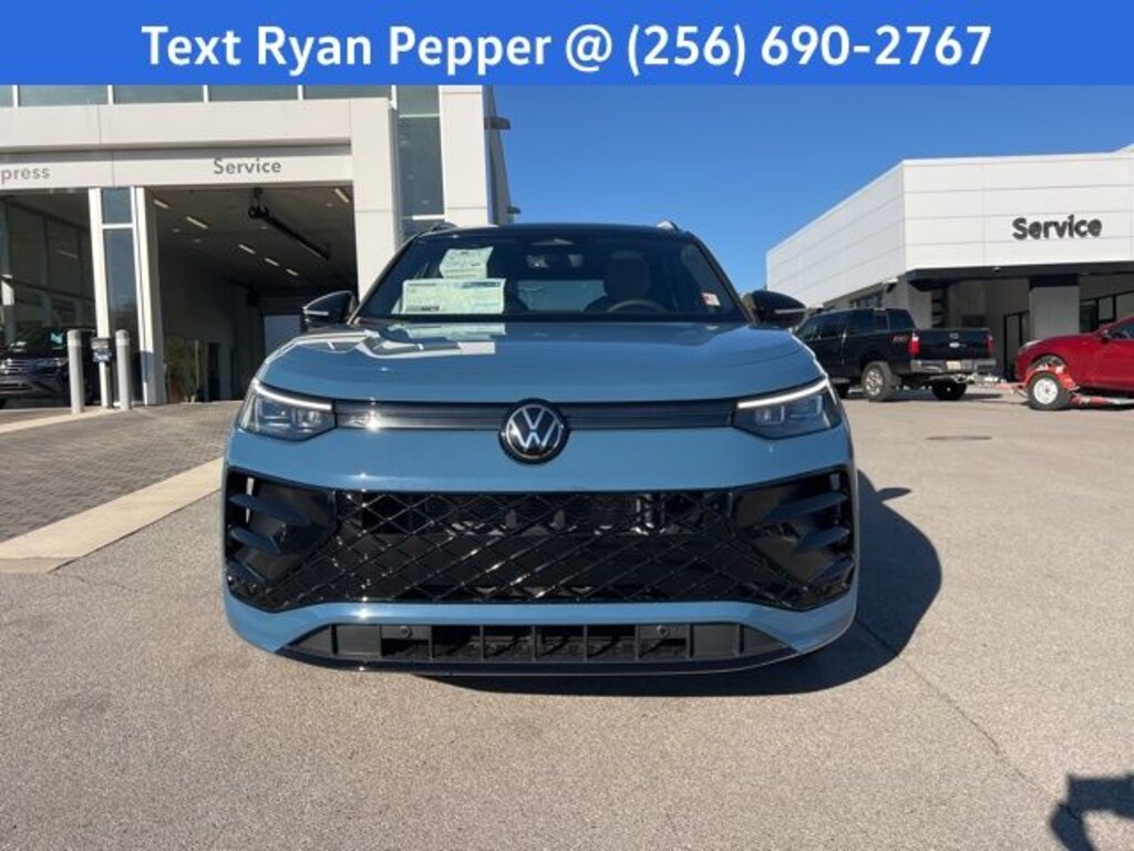 New 2026 Volkswagen Tiguan 2.0T SE R-Line Black SUV