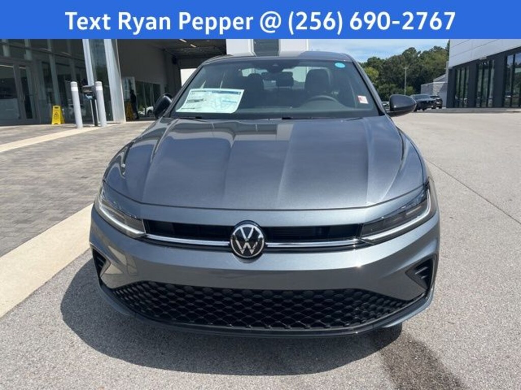 New 2025 Volkswagen Jetta 1.5T Sport Sedan