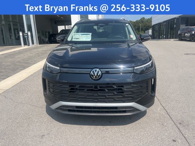 2025 Volkswagen Tiguan S photo 2