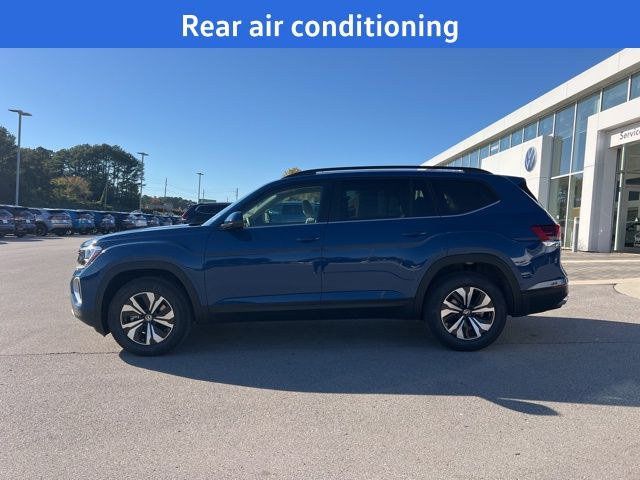 2026 Volkswagen Atlas SE photo 3