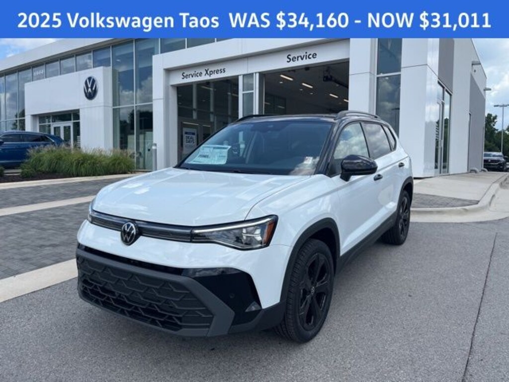 New 2025 Volkswagen Taos 1.5T SE Black SUV