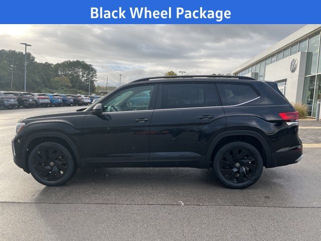 2026 Volkswagen Atlas SE Technology photo 3