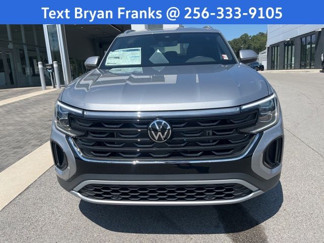 2026 Volkswagen Atlas Cross Sport SE photo 2