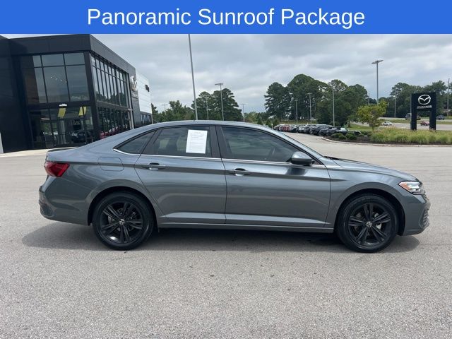 2023 Volkswagen Jetta 1.5T SE photo 4