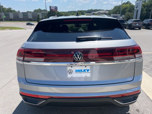 2026 Volkswagen Atlas Cross Sport SE photo 4