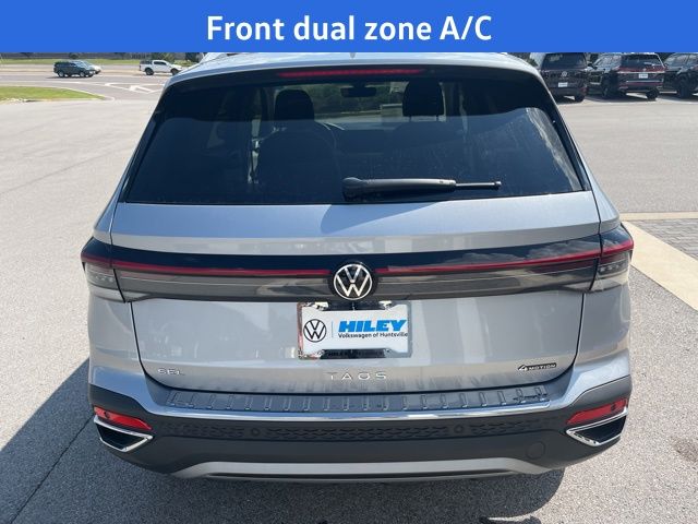 2025 Volkswagen Taos SEL photo 3