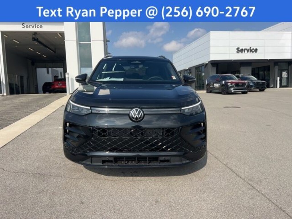 New 2026 Volkswagen Tiguan 2.0T SE R-Line Black SUV