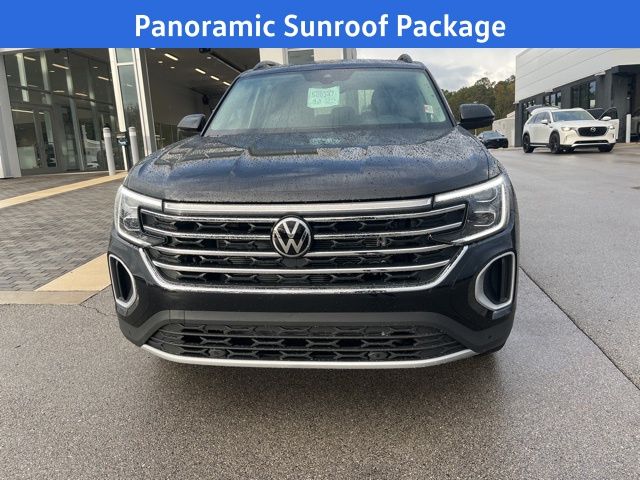 2026 Volkswagen Atlas SE Technology photo 2