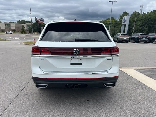 2026 Volkswagen Atlas SEL photo 4
