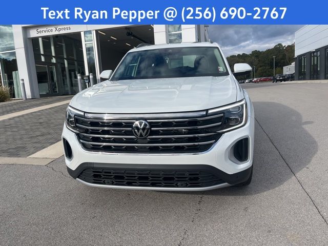 2026 Volkswagen Atlas SE Technology photo 2