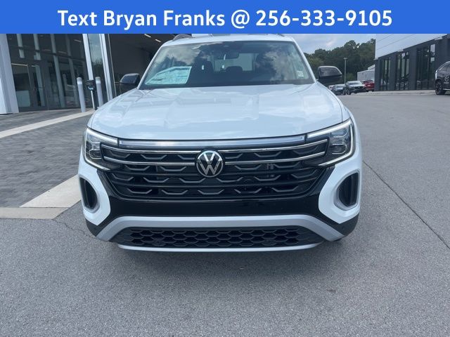 2026 Volkswagen Atlas Peak Edition SE photo 2