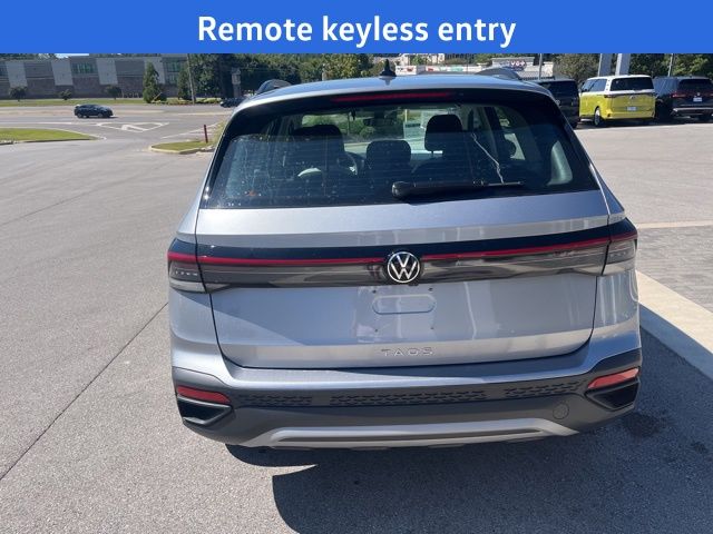 2025 Volkswagen Taos S photo 4