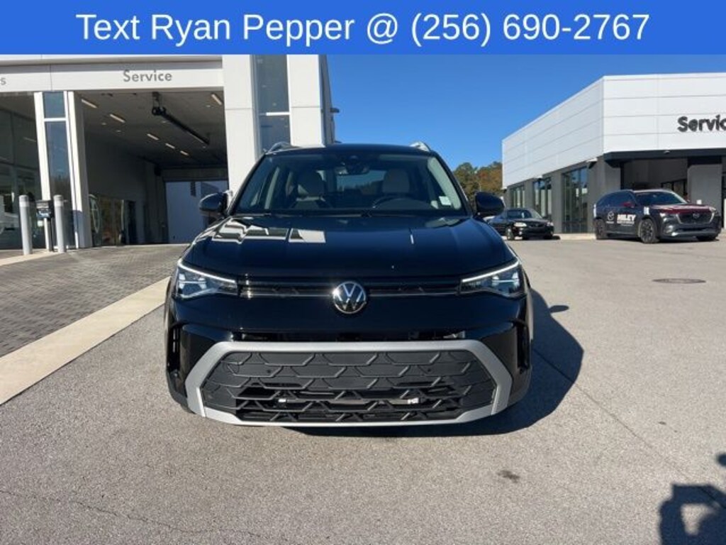 Certified 2025 Volkswagen Taos 1.5T SE SUV