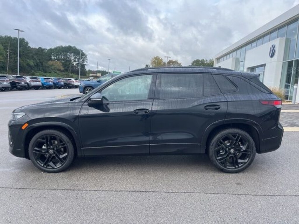 New 2026 Volkswagen Tiguan 2.0T SE R-Line Black SUV