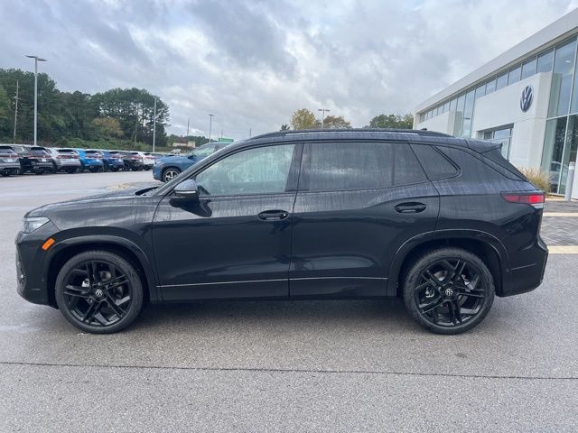 2026 Volkswagen Tiguan SE R-Line Black photo 2