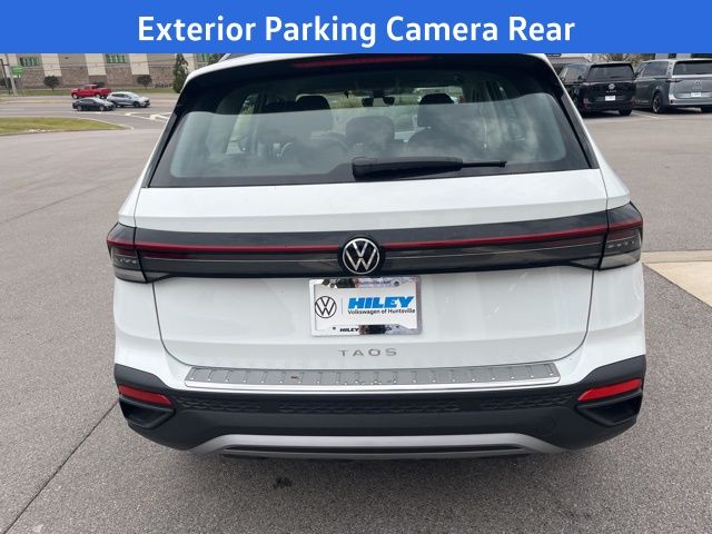 2025 Volkswagen Taos S photo 4