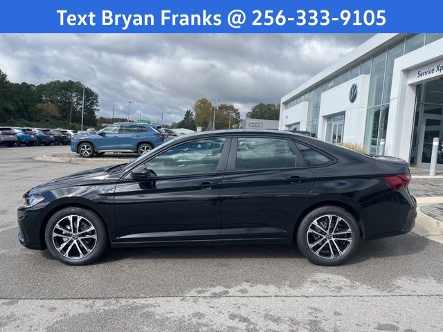 2026 Volkswagen Jetta 1.5T Sport photo 3