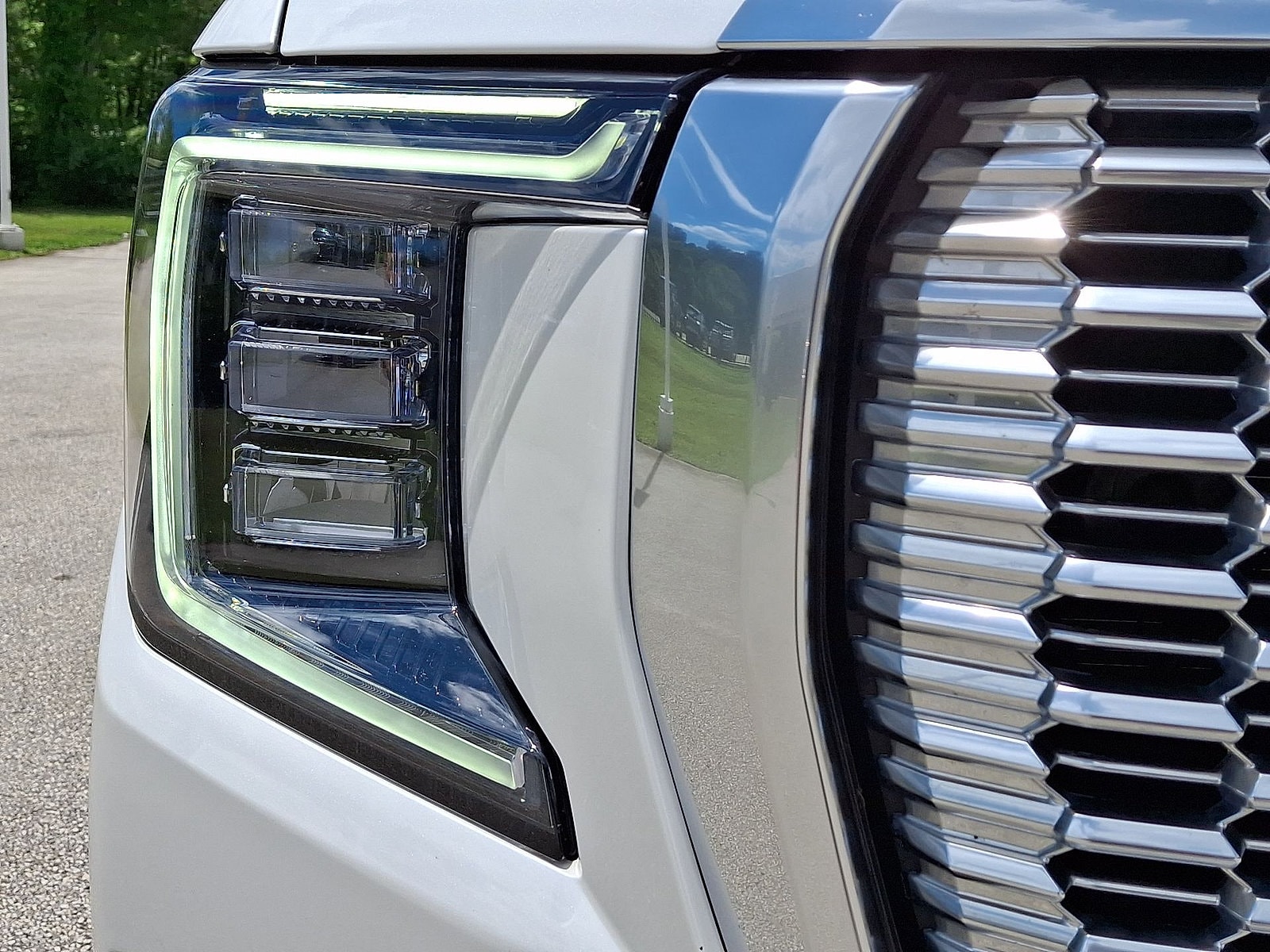2024 GMC Yukon XL Denali - Photo 28