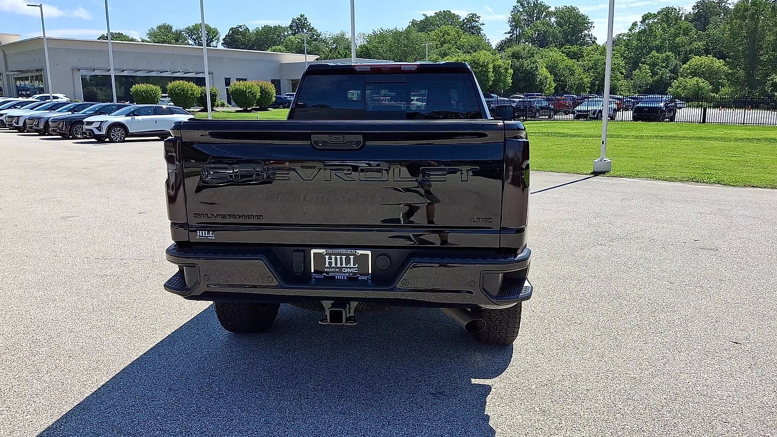 2024 Chevrolet Silverado 2500HD LTZ - Photo 8