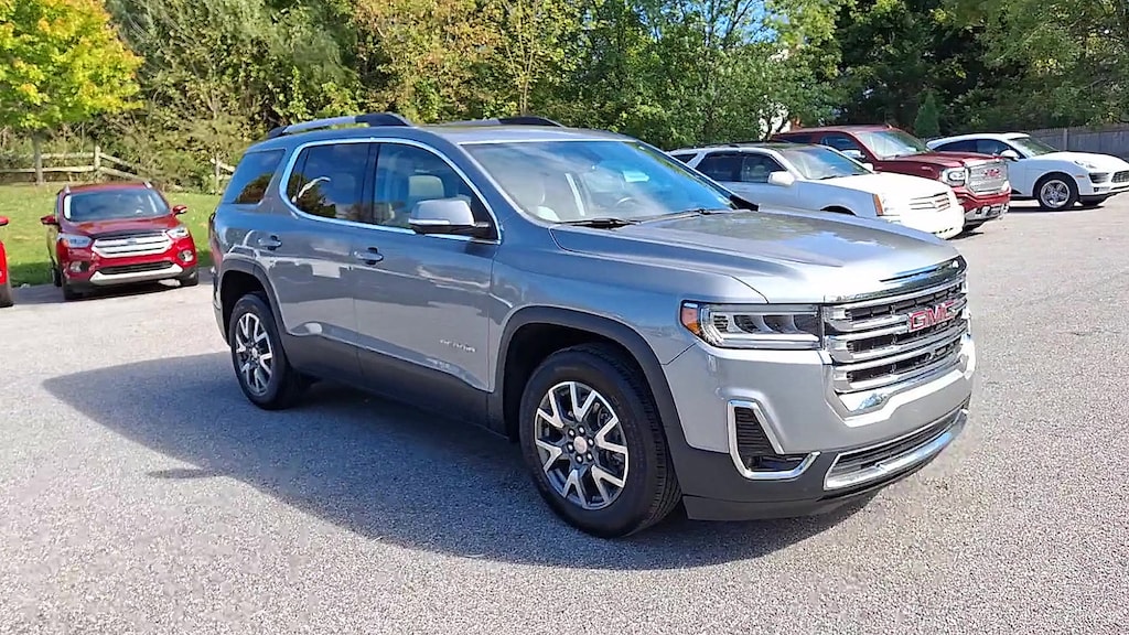 Used 2023 GMC Acadia SLT SUV