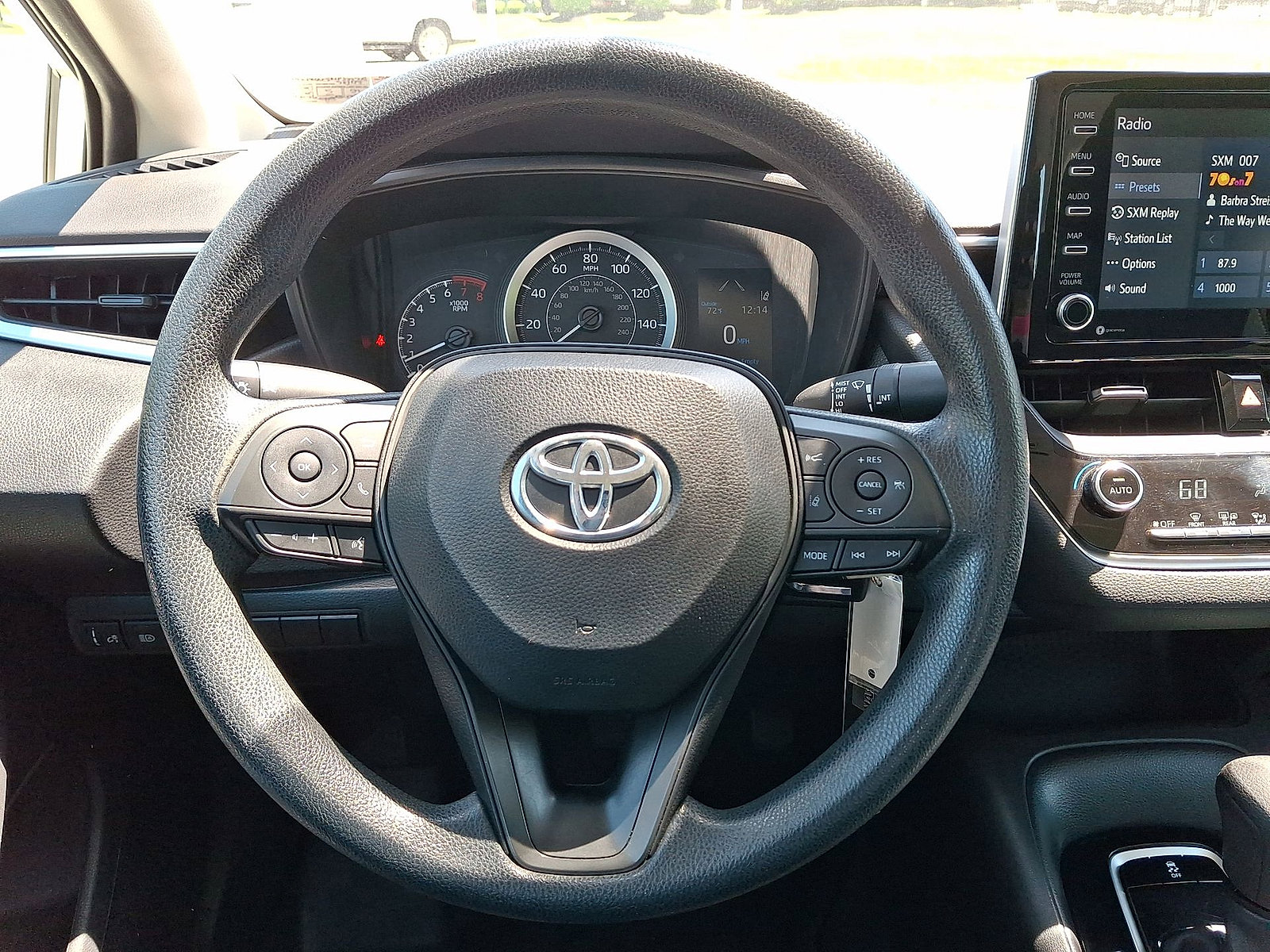 2021 Toyota Corolla LE - Photo 16