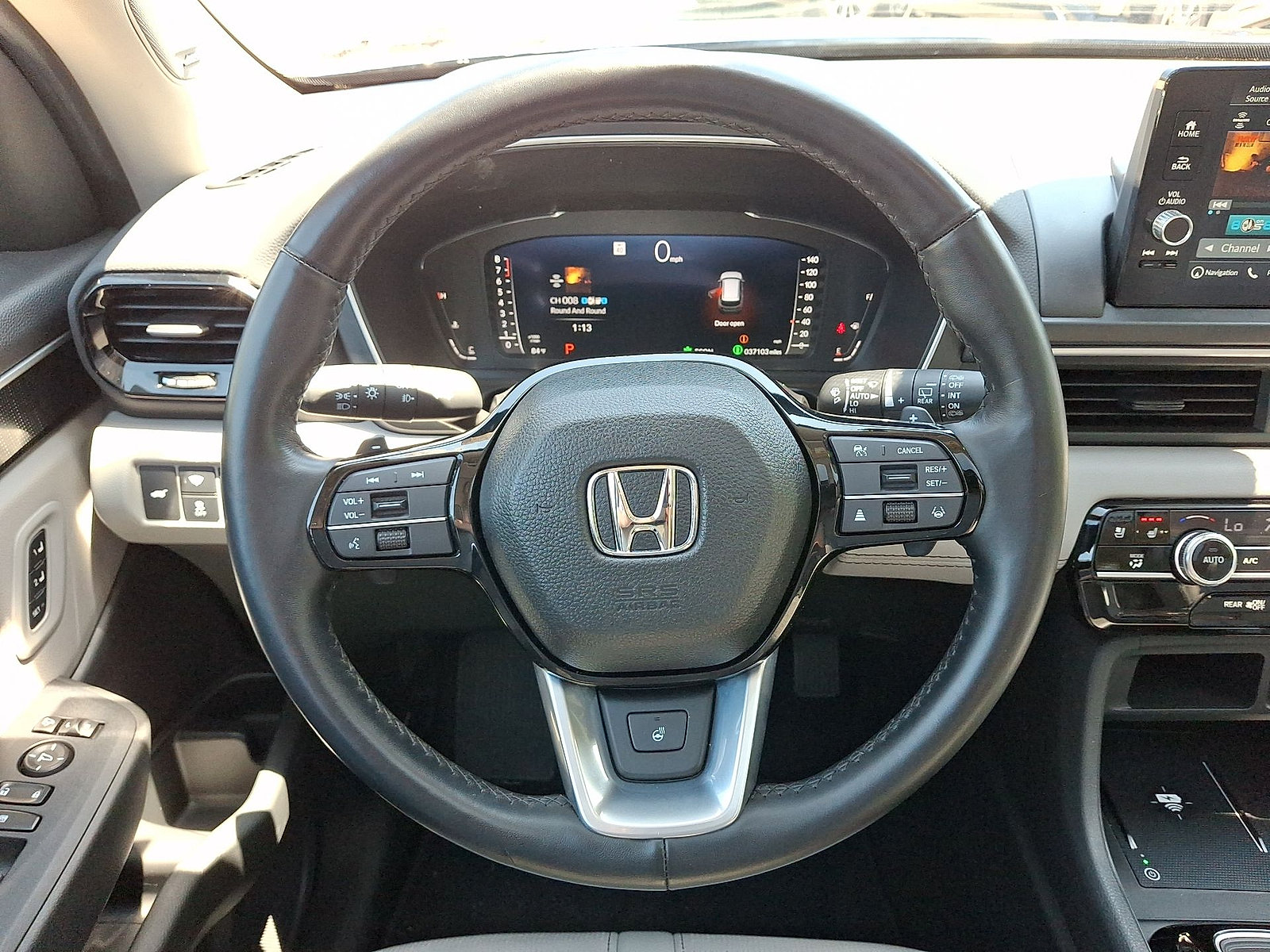 2024 Honda Pilot Elite - Photo 16