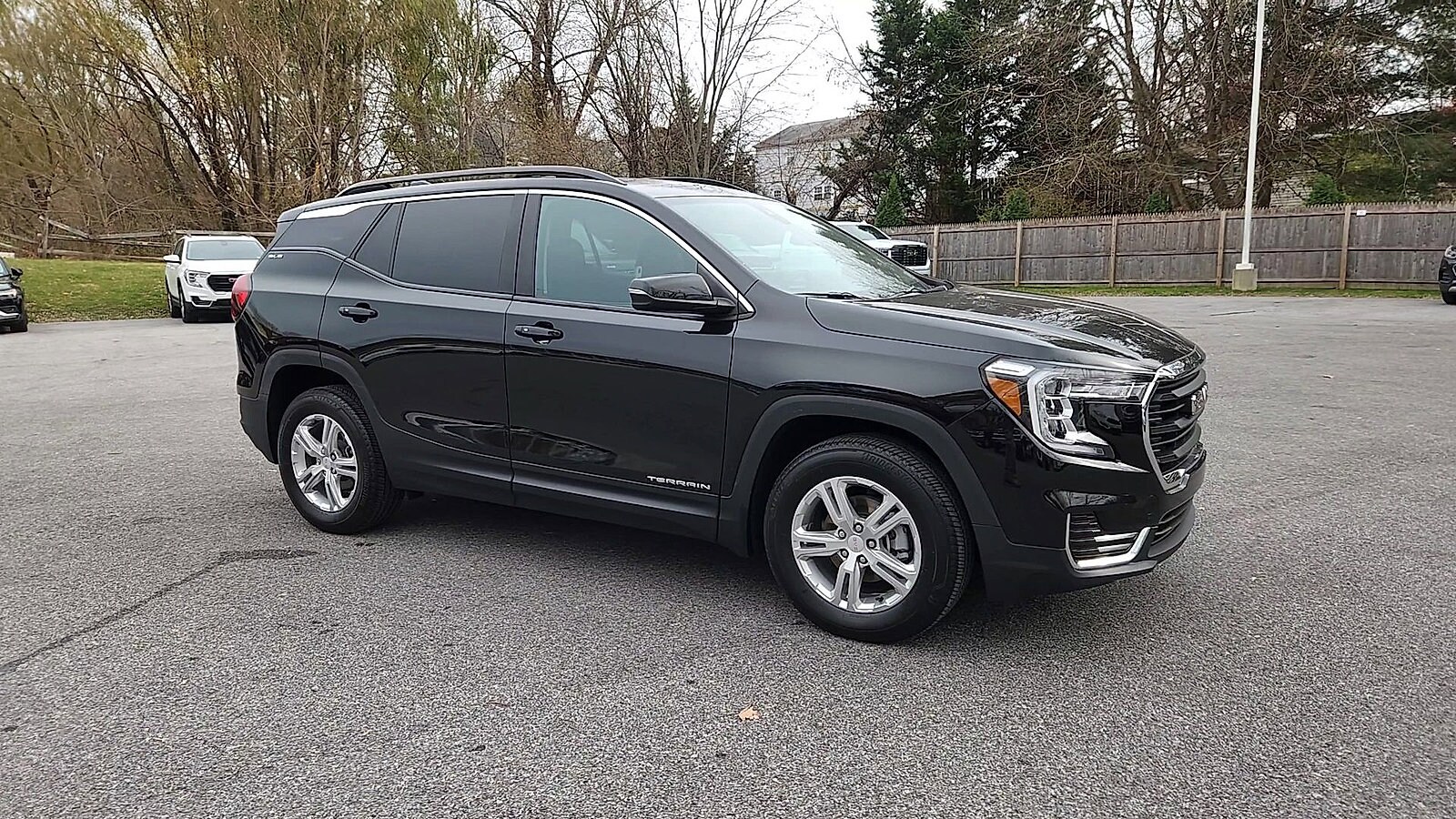 2022 Gmc Terrain SLE photo 2