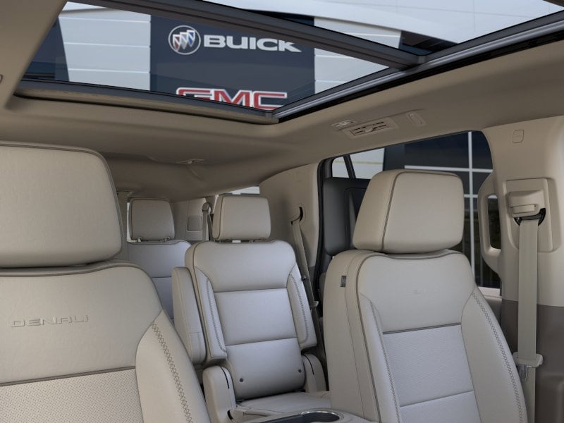 2026 GMC Yukon Denali - Photo 24