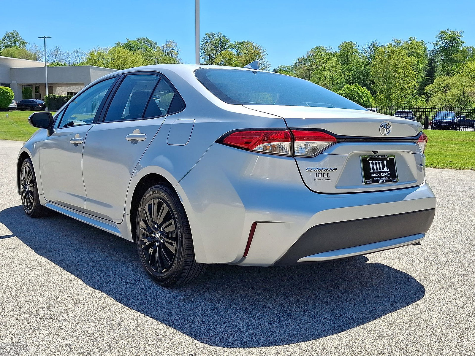2021 Toyota Corolla LE - Photo 21