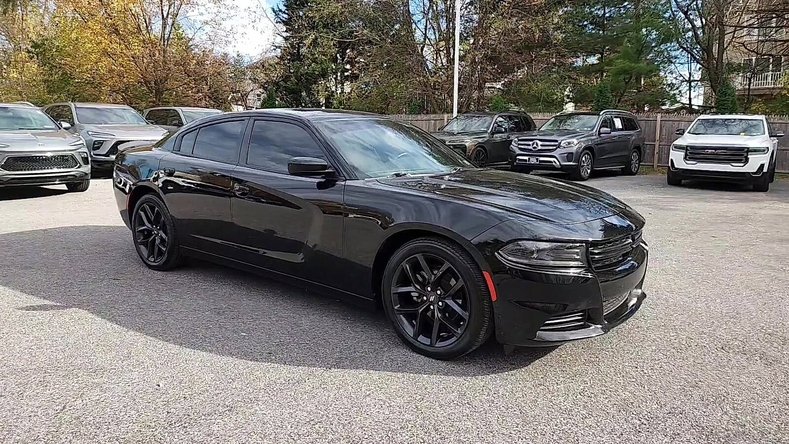 2022 Dodge Charger SXT photo 2