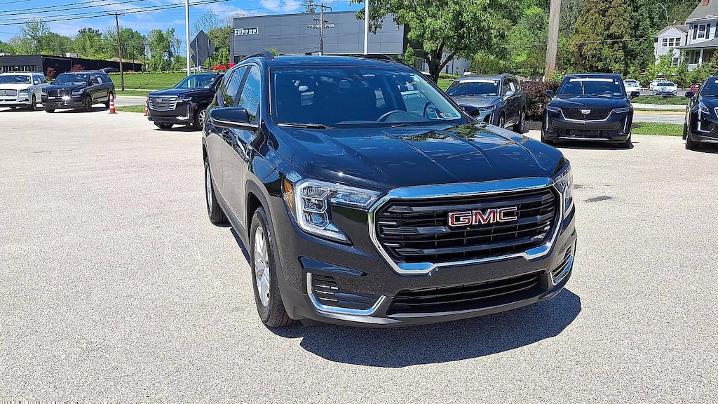 Used 2023 GMC Terrain SLE SUV