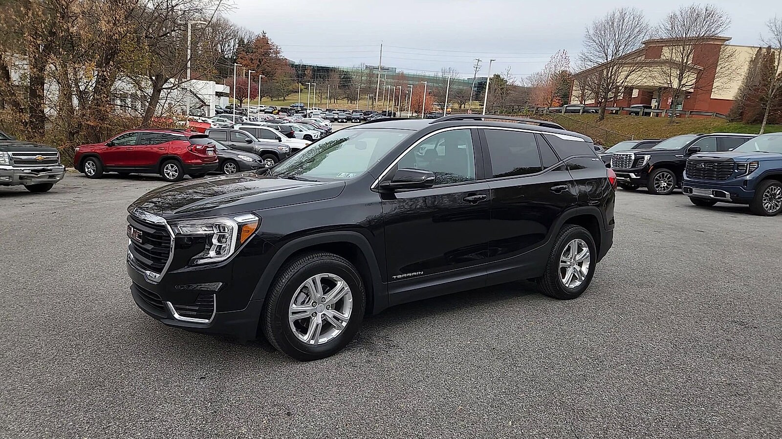 2022 Gmc Terrain SLE photo 4