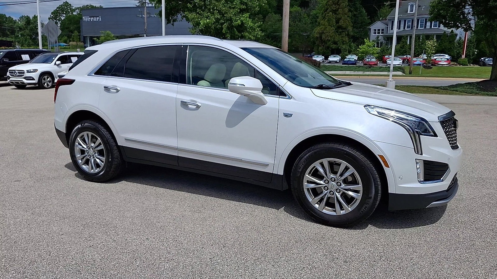 Used 2020 Cadillac XT5 Premium Luxury with VIN 1GYKNDRS2LZ130717 for sale in Newtown Square, PA