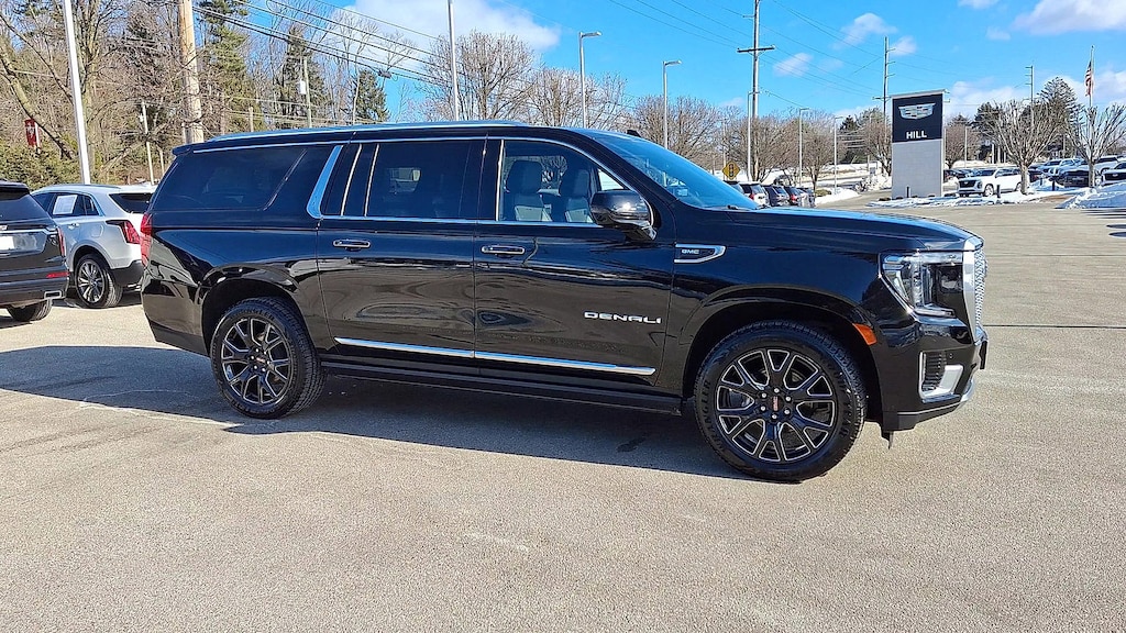 Used 2023 GMC Yukon XL Denali SUV