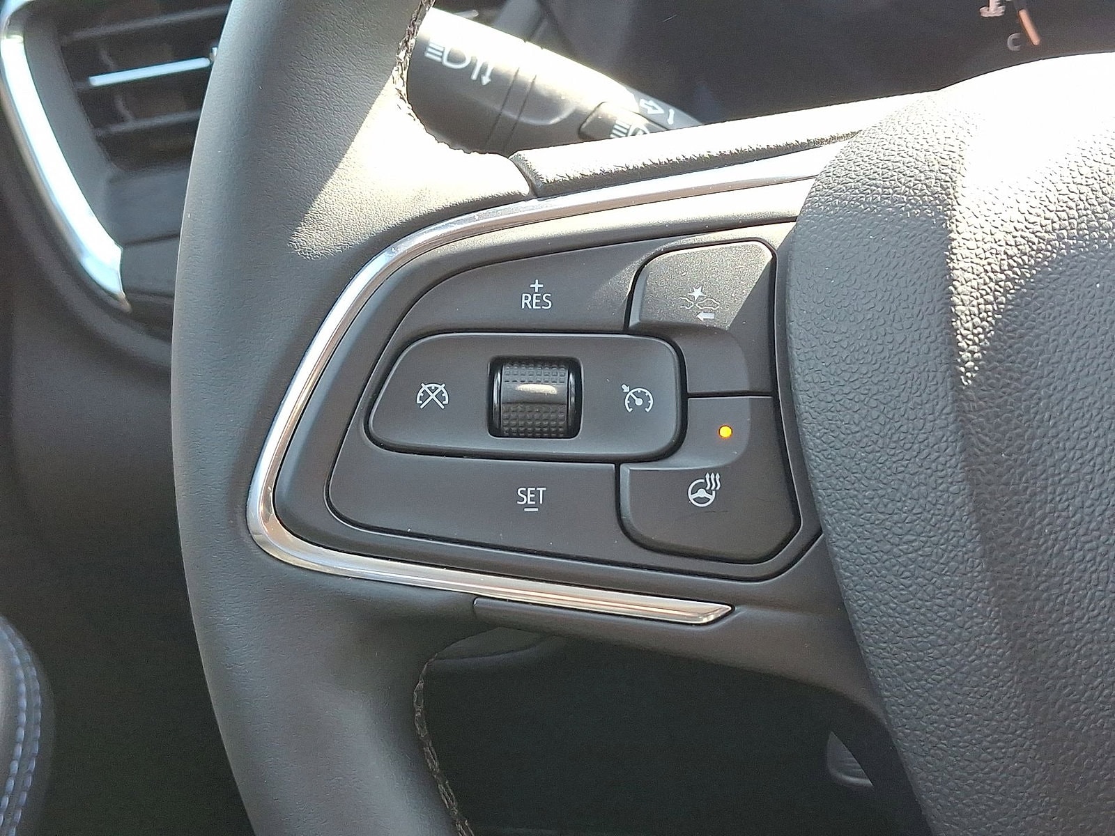 2025 Buick Encore GX Sport Touring - Photo 17