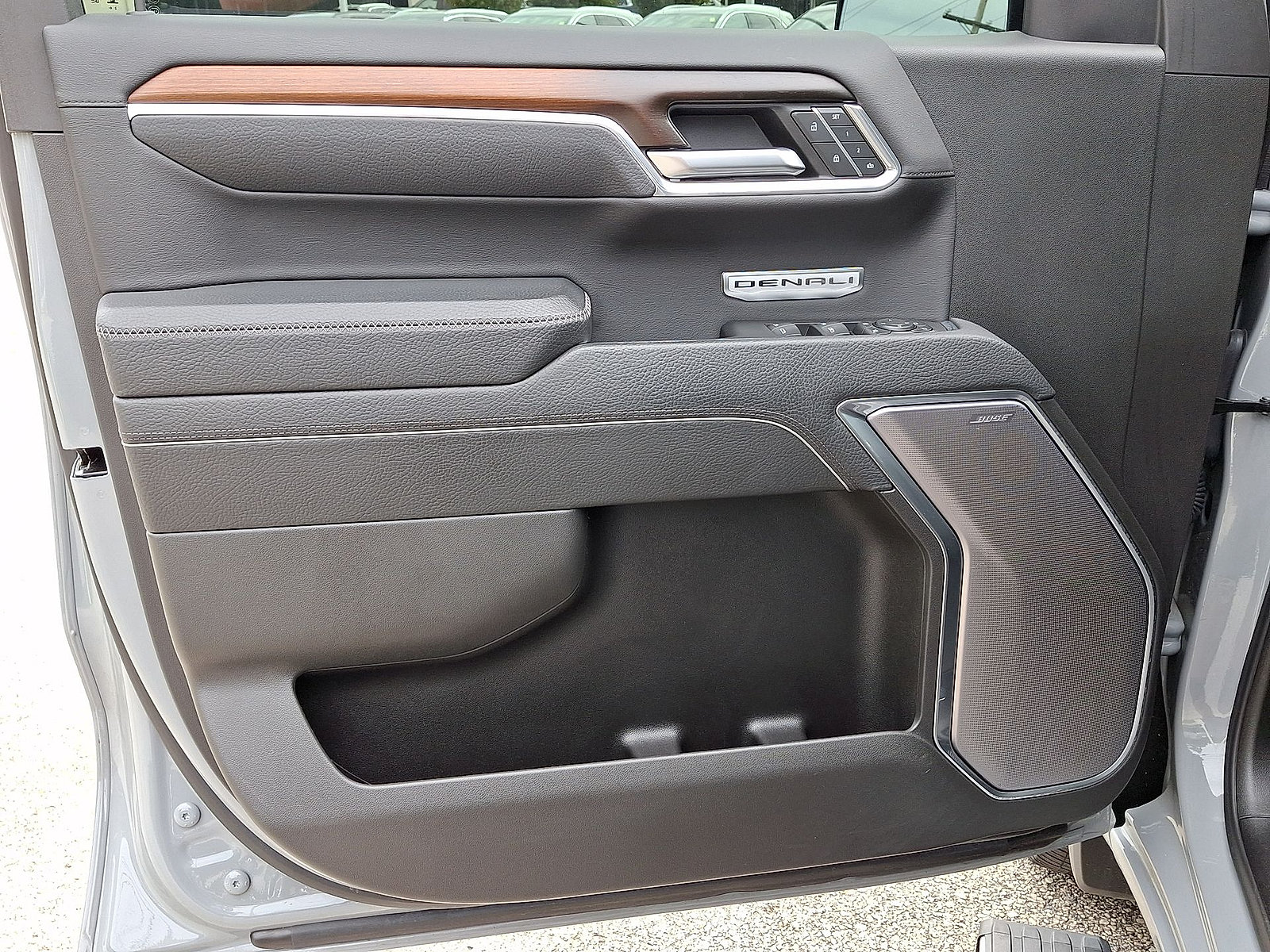 2025 GMC Sierra 1500 Denali - Photo 10