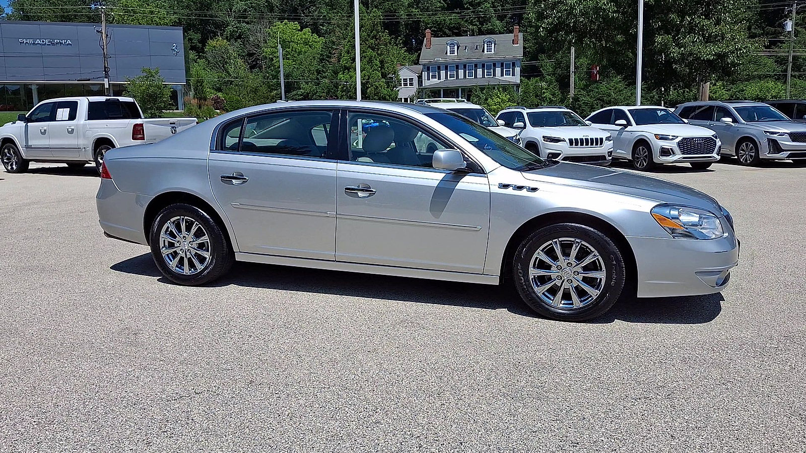 Used 2010 Buick Lucerne CXL with VIN 1G4HC5E13AU118154 for sale in Newtown Square, PA