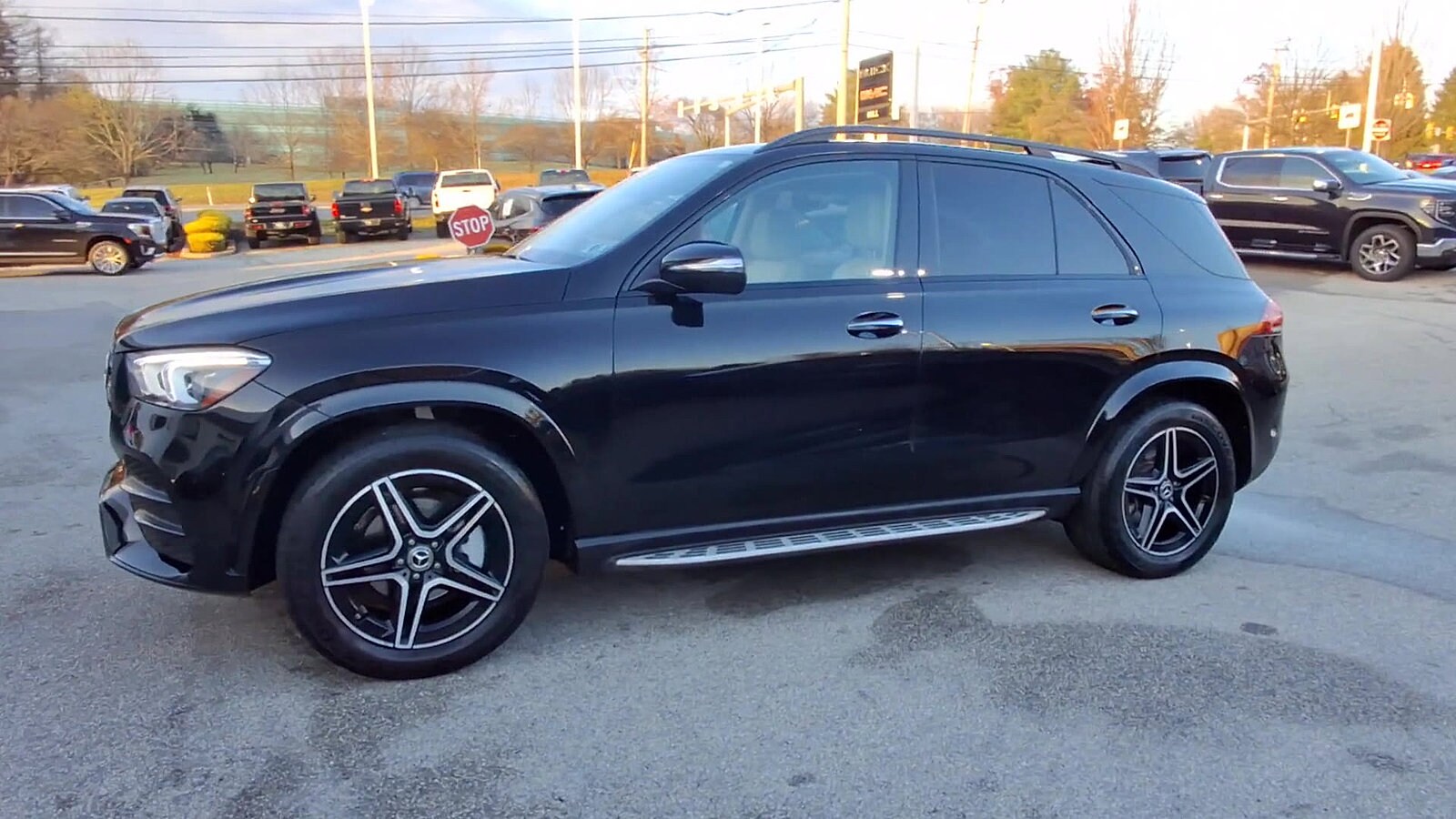 2022 Mercedes Benz GLE 350 4MATIC photo 3