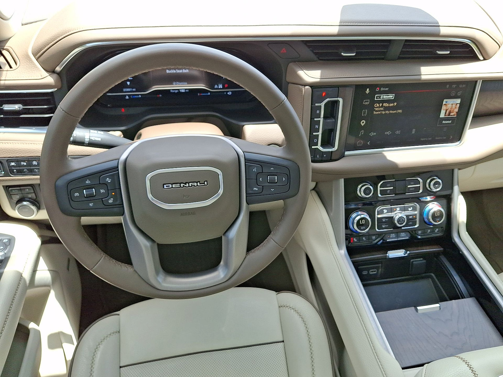 2024 GMC Yukon XL Denali - Photo 21