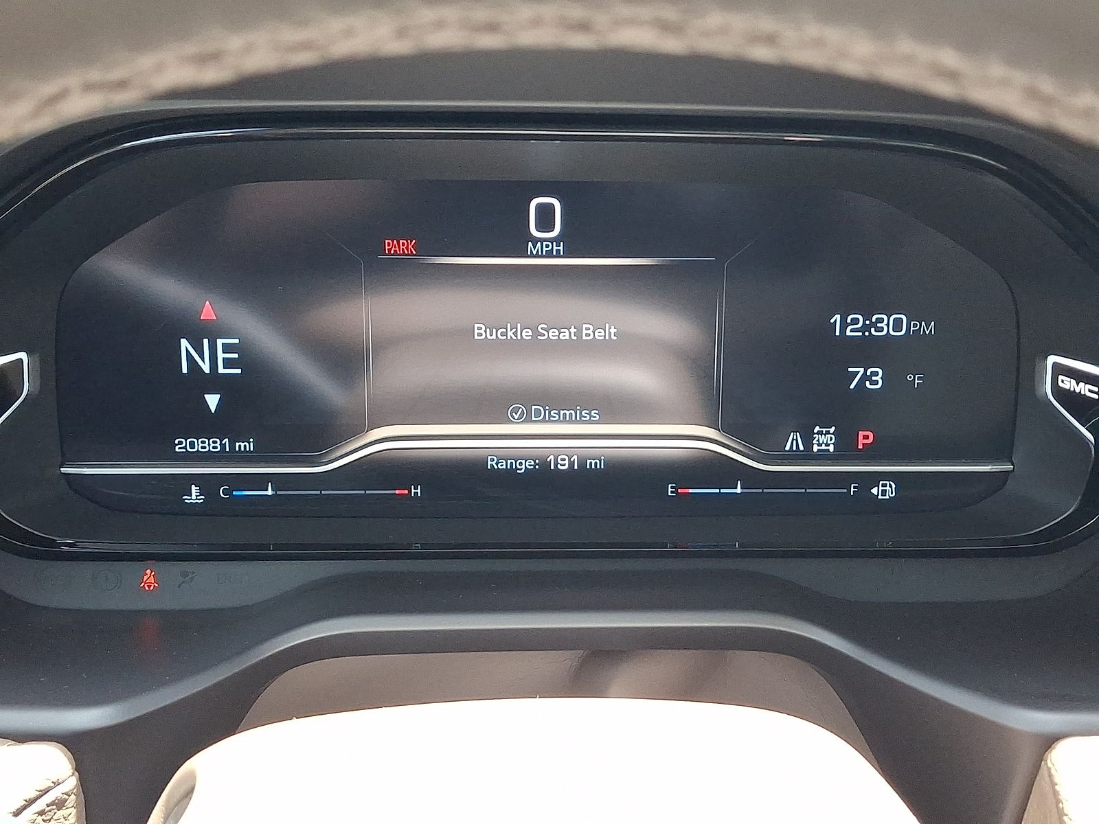 2024 GMC Yukon XL Denali - Photo 13