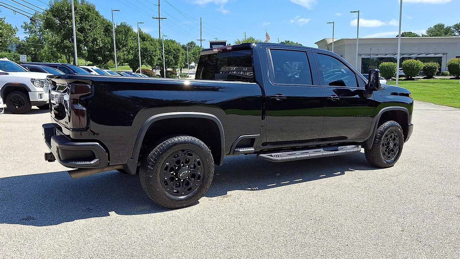 2024 Chevrolet Silverado 2500HD LTZ - Photo 9