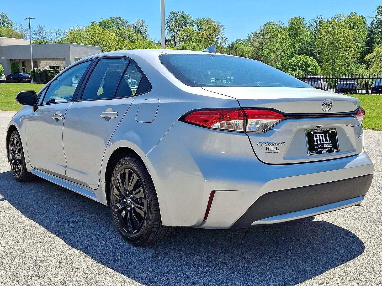 2021 Toyota Corolla LE - Photo 22