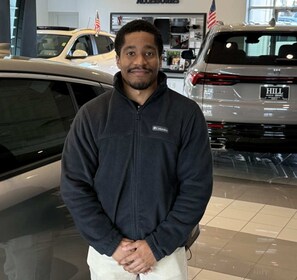 Staff member SEAN LAING from a4c064e07be6