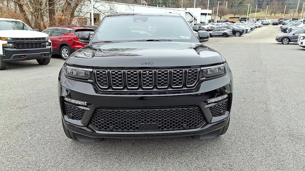 Used 2025 Jeep Grand Cherokee Summit SUV