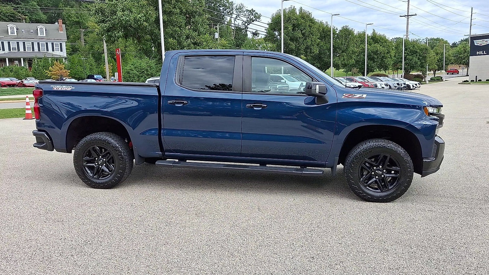 2022 Chevrolet Silverado 1500 Limited LT Trail Boss - Photo 9