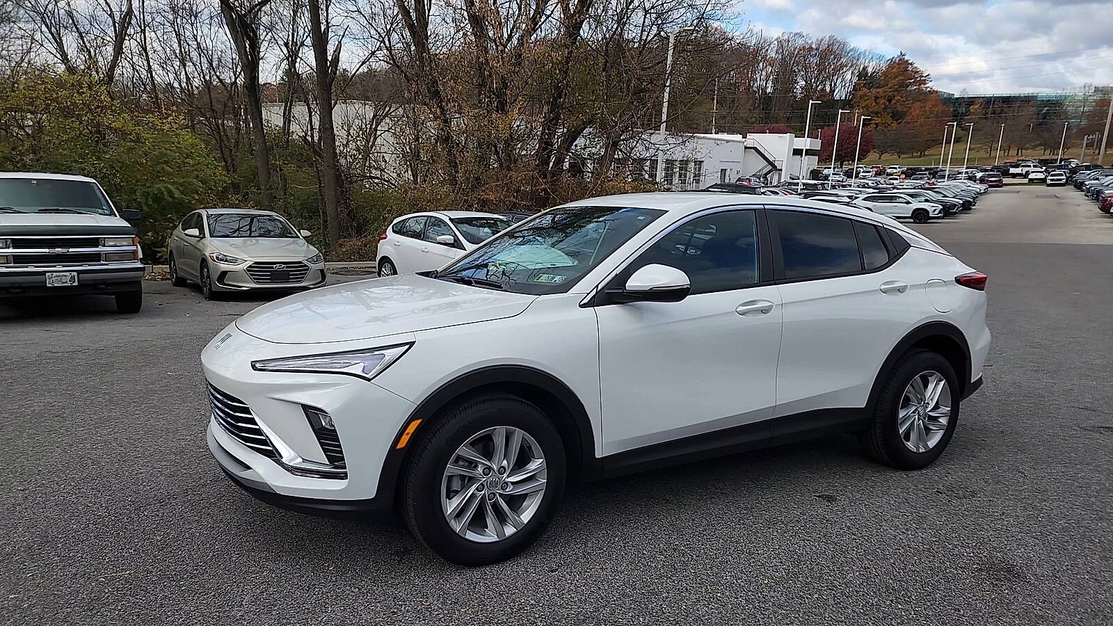 2024 Buick Envista Preferred photo 3